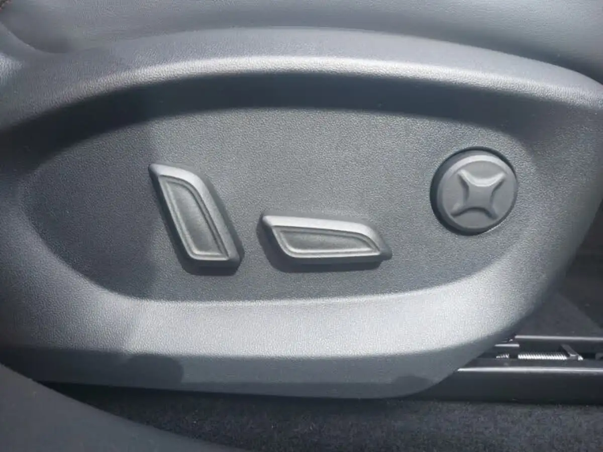 2024-mg-hs-15t-gdi-trophy-273ps-plug-in-hybrid-1496cc-auto-big-18