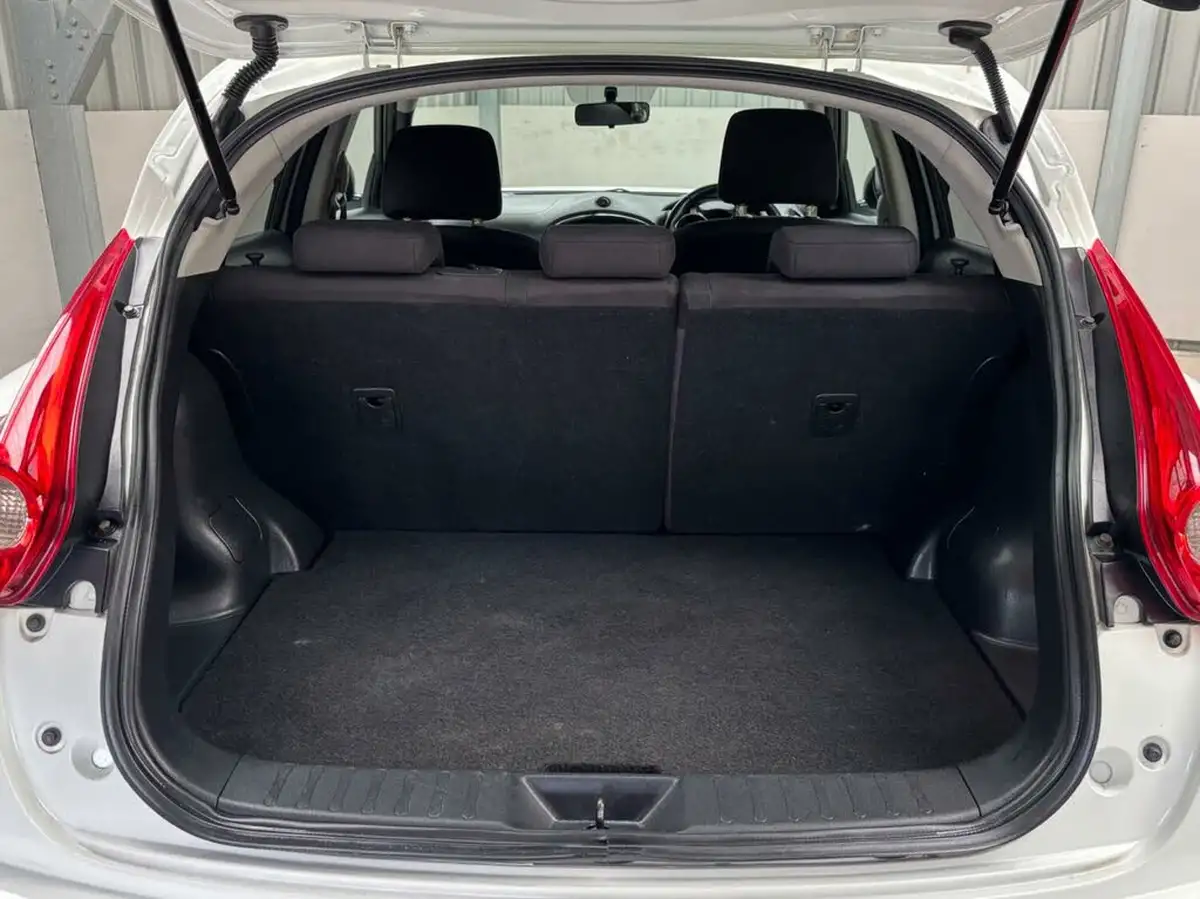 2013-nissan-juke-16-acenta-premium-big-13