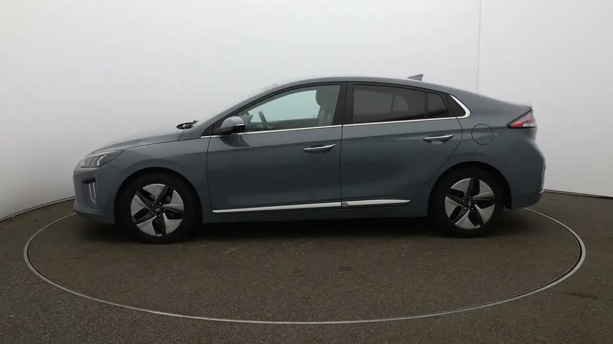 2021-hyundai-ioniq-16-gdi-premium-se-hybrid-big-56