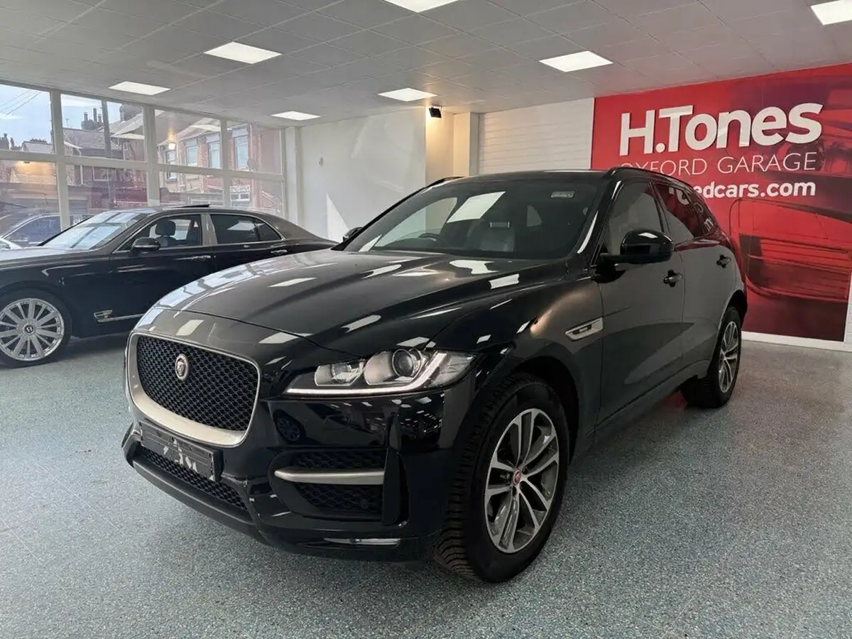 2017-jaguar-f-pace-20-i4d-r-sport-180ps-awd-ss-auto-big-22