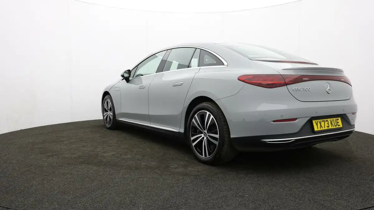 2023-mercedes-benz-eqe-e-eqe-300-sport-edition-big-70