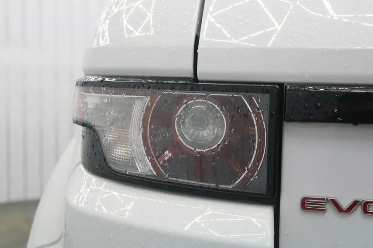 2013-land-rover-range-rover-evoque-22td-dynamic-hatchback-5d-auto-big-17