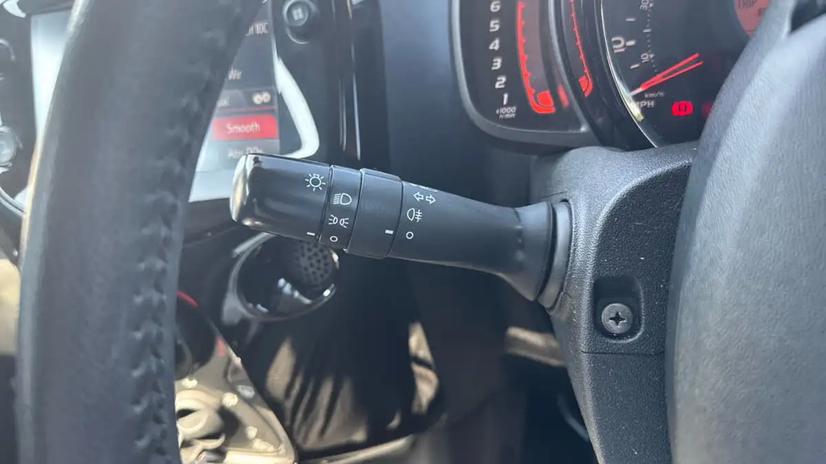 2021-citroen-c1-10-vti-shine-5d-big-26