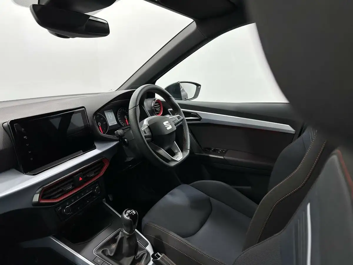 2021-seat-arona-10-tsi-fr-110ps-big-25