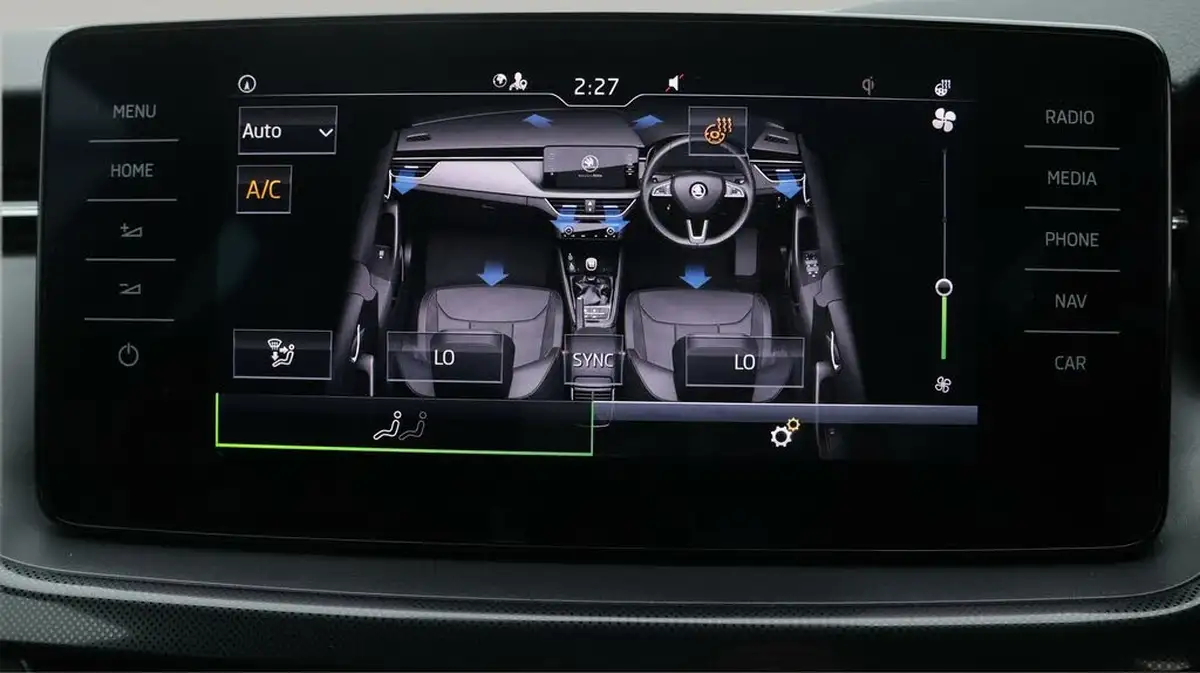 2020-skoda-scala-15-tsi-se-l-big-12