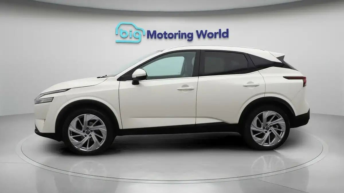 2022-nissan-qashqai-13-dig-t-tekna-big-4