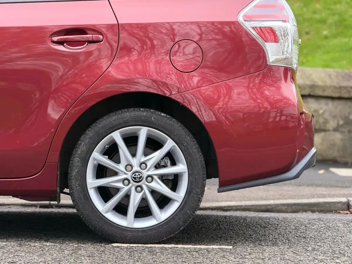 2019-toyota-prius-18-vvt-i-excel-big-59