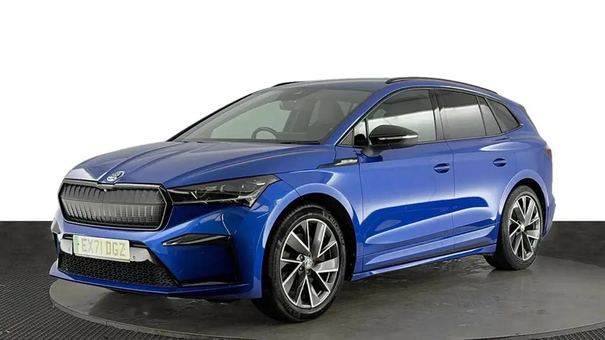 2022-skoda-enyaq-e-80x-sportline-big-0
