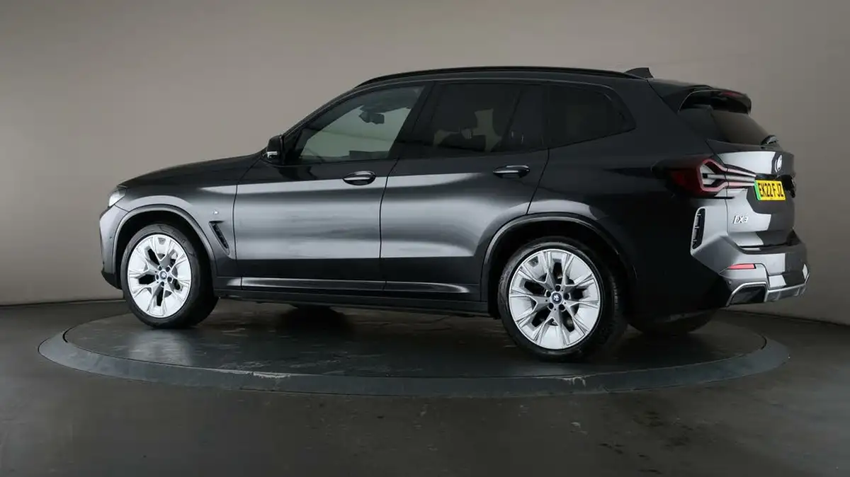 2022-bmw-ix3-e-m-sport-pro-big-68