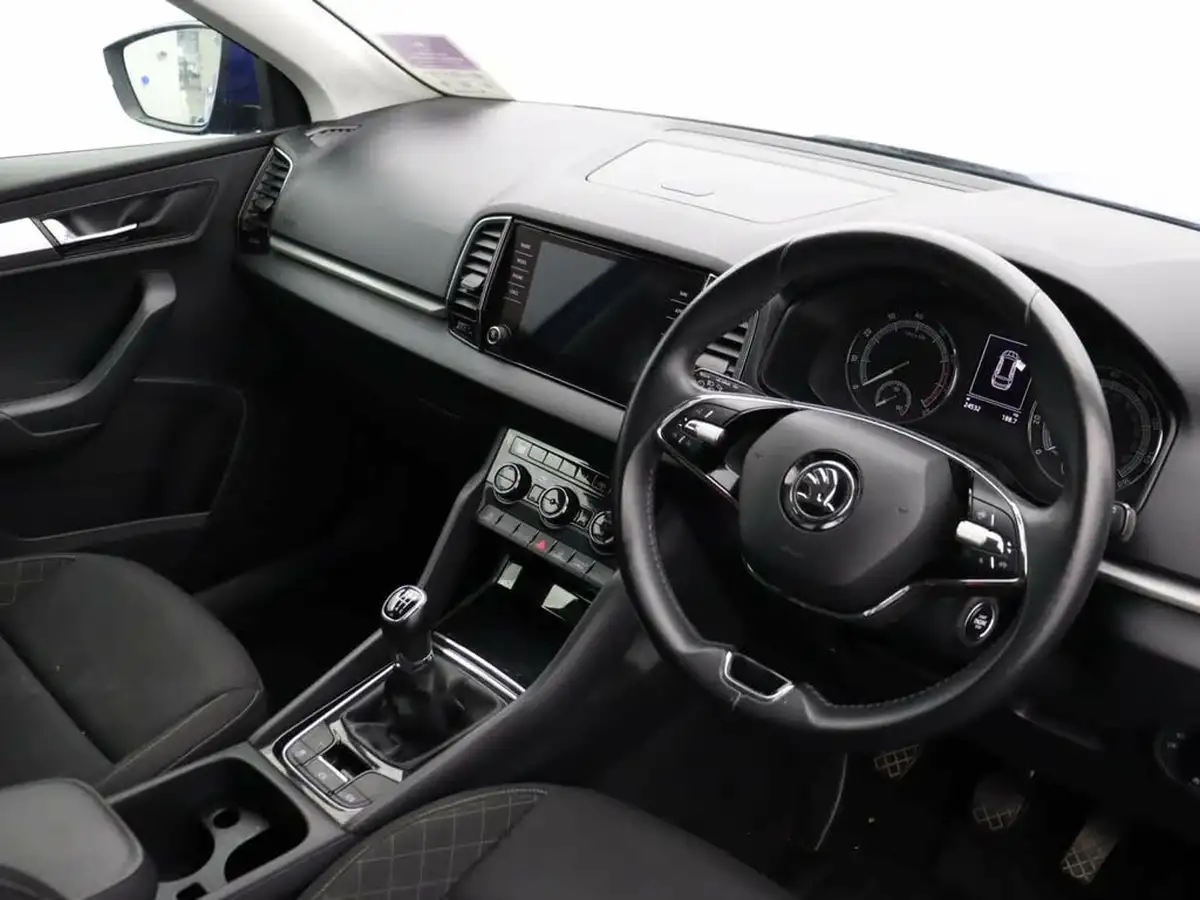 2022-skoda-karoq-10-tsi-se-big-10