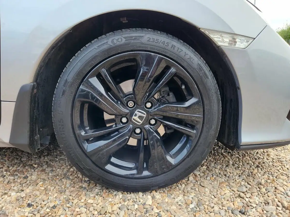 2017-honda-civic-10-vtec-turbo-sr-cvt-big-48