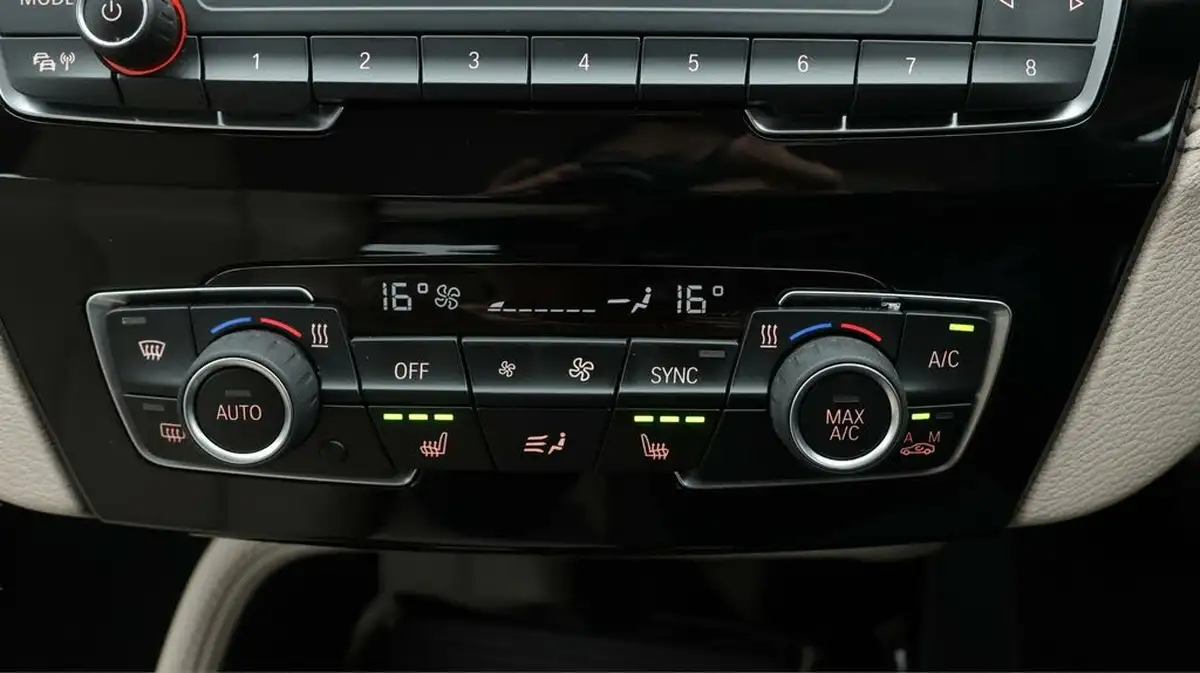 2022-bmw-x1-20td-sdrive18d-xline-sport-auto-big-12