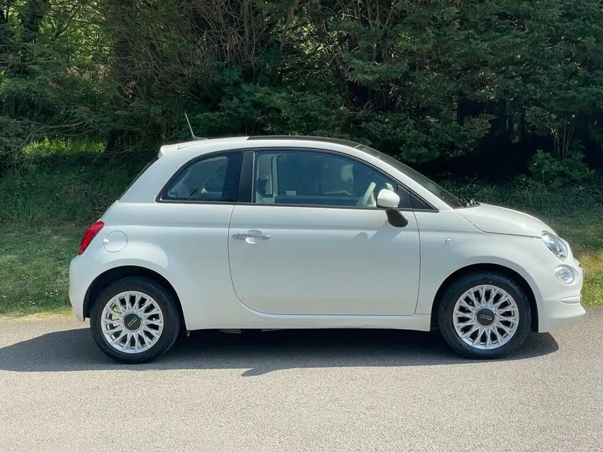 2020-fiat-500-10-lounge-big-3
