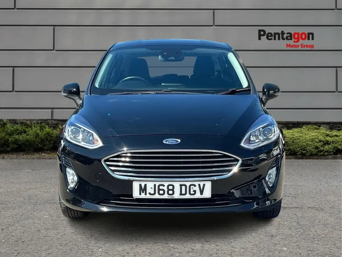 2018-ford-fiesta-10t-zetec-5d-big-12