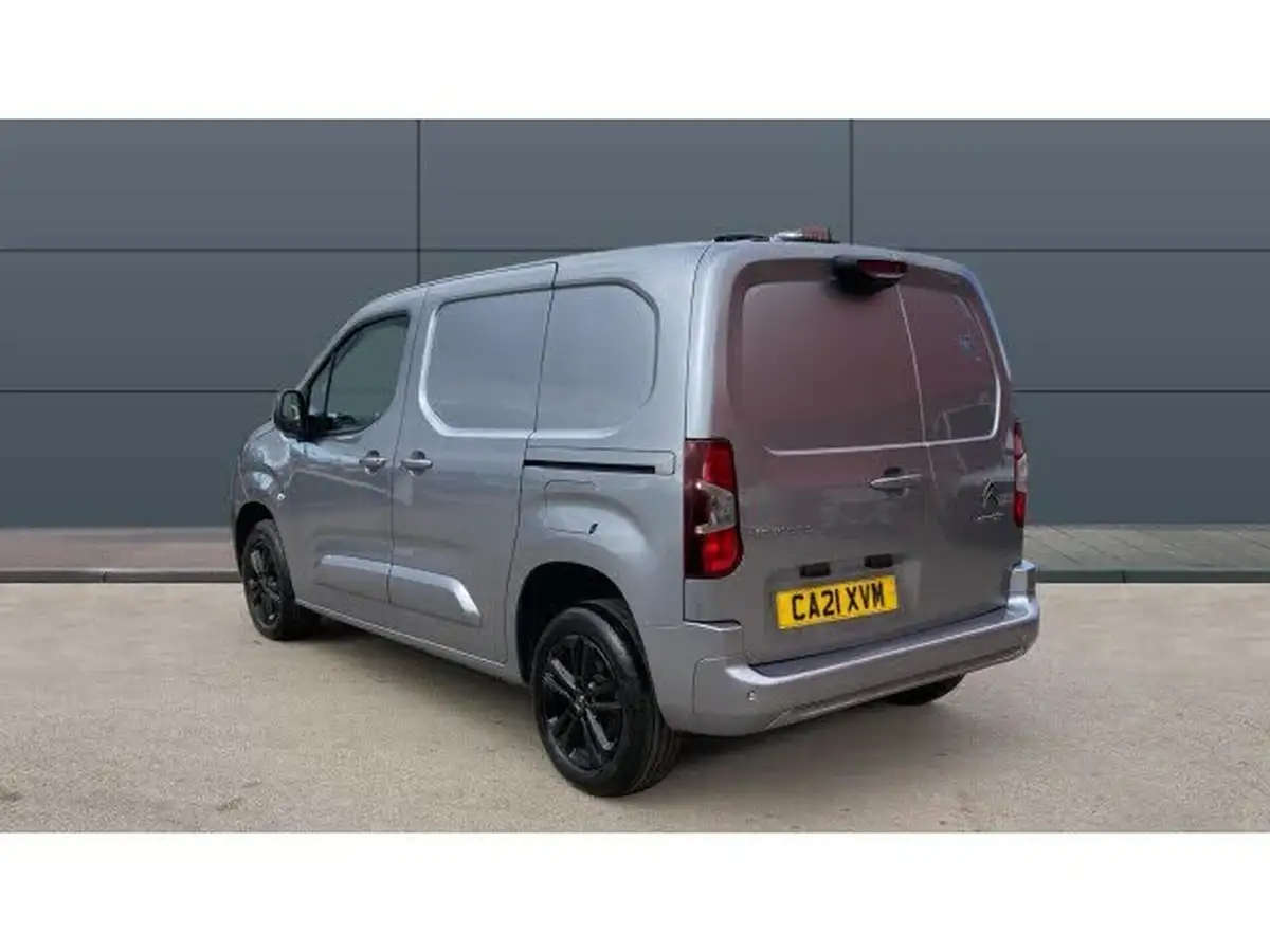 2021-citroen-berlingo-15bluehdi-1000-driver-130pseu6dt-e-ss-eat8-big-1