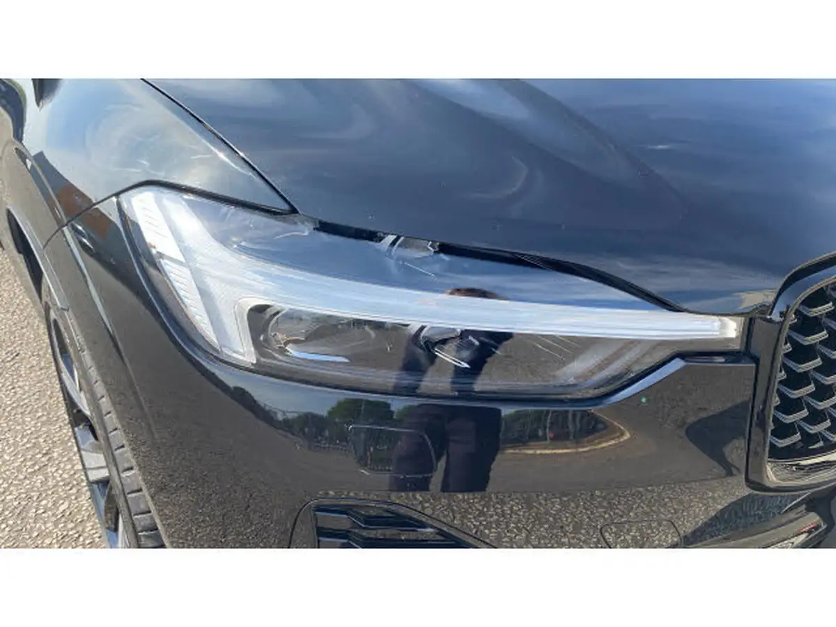 2022-volvo-xc60-20-b5-r-design-awd-big-43