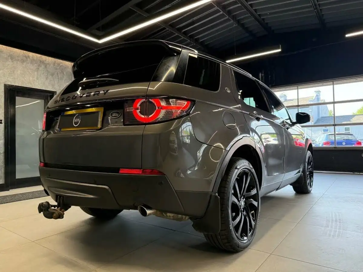 2016-land-rover-discovery-sport-20td4-hse-black-awd-ss-big-6