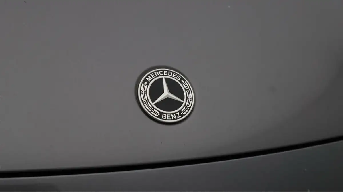 2021-mercedes-benz-gla-class-13-gla-200-sport-executive-big-21
