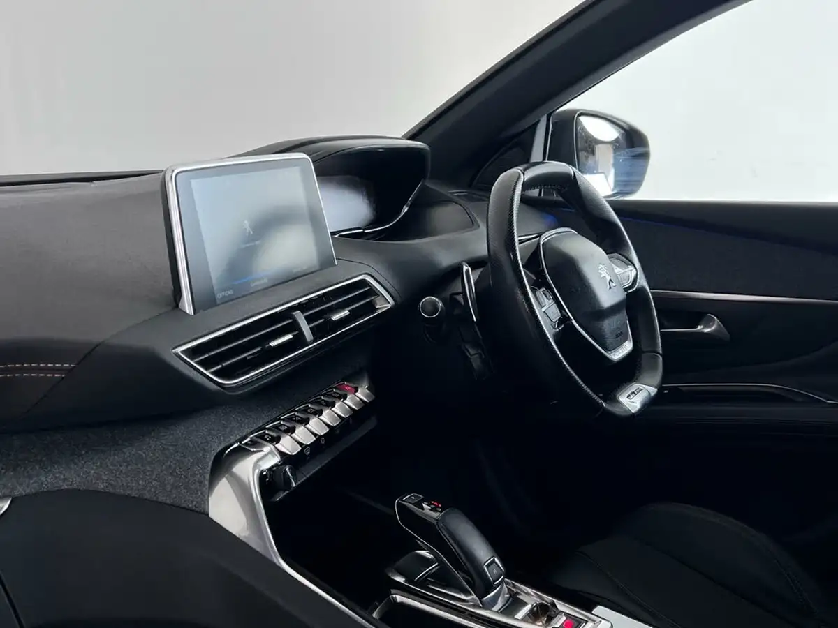 2018-peugeot-3008-suv-16-bluehdi-gt-line-eat6-big-15