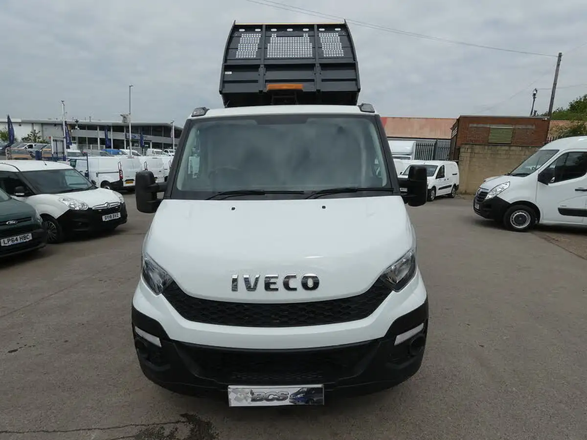 2016-iveco-daily-c-class-23td-35c13-3750-chassis-cab-big-35
