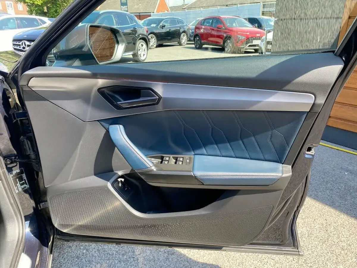 2023-cupra-formentor-20-tsi-vz2-310ps-4drive-big-22
