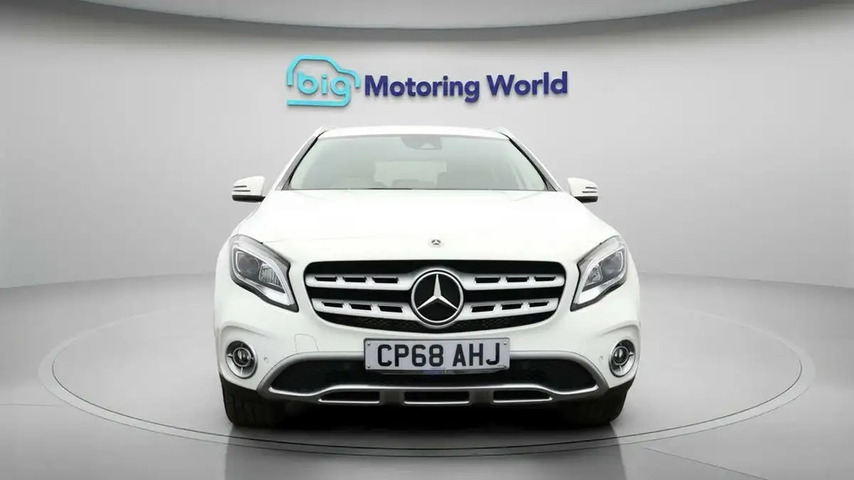 2018-mercedes-benz-gla-class-16-gla-200-sport-156ps-premiumss-7g-dct-big-1