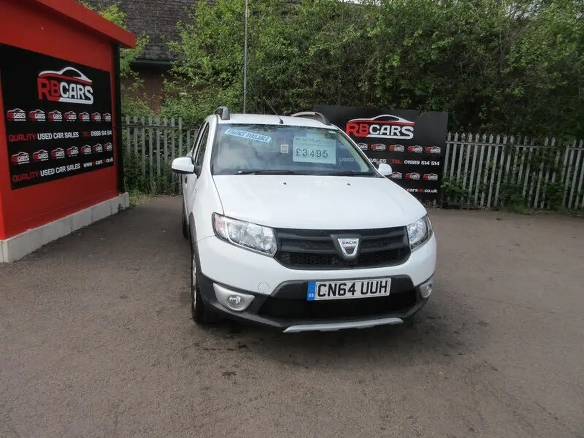 2014-dacia-sandero-stepway-15d-ambiance-big-0
