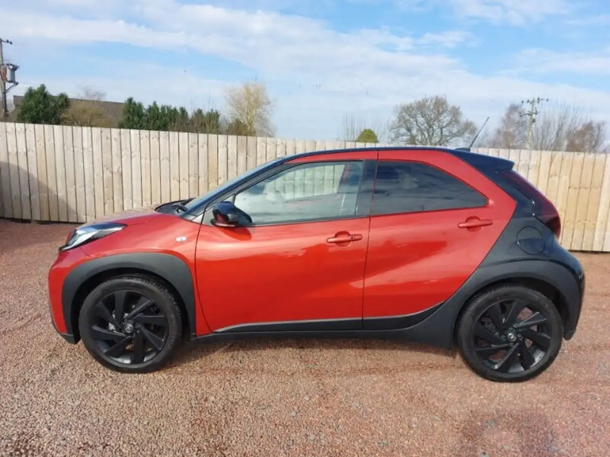 2023-toyota-aygo-x-10-vvt-i-exclusive-big-3