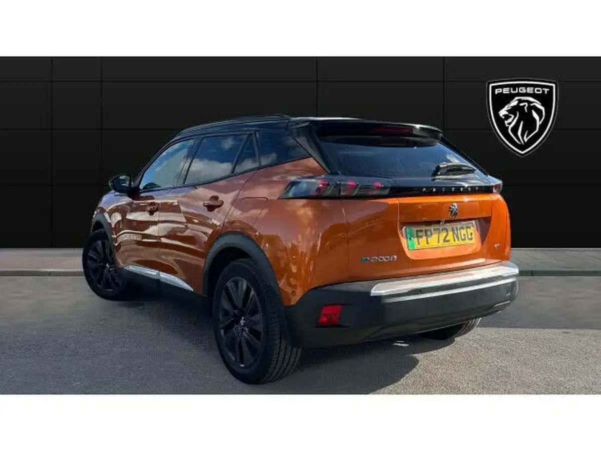 2022-peugeot-2008-suv-e-gt-premium-big-1