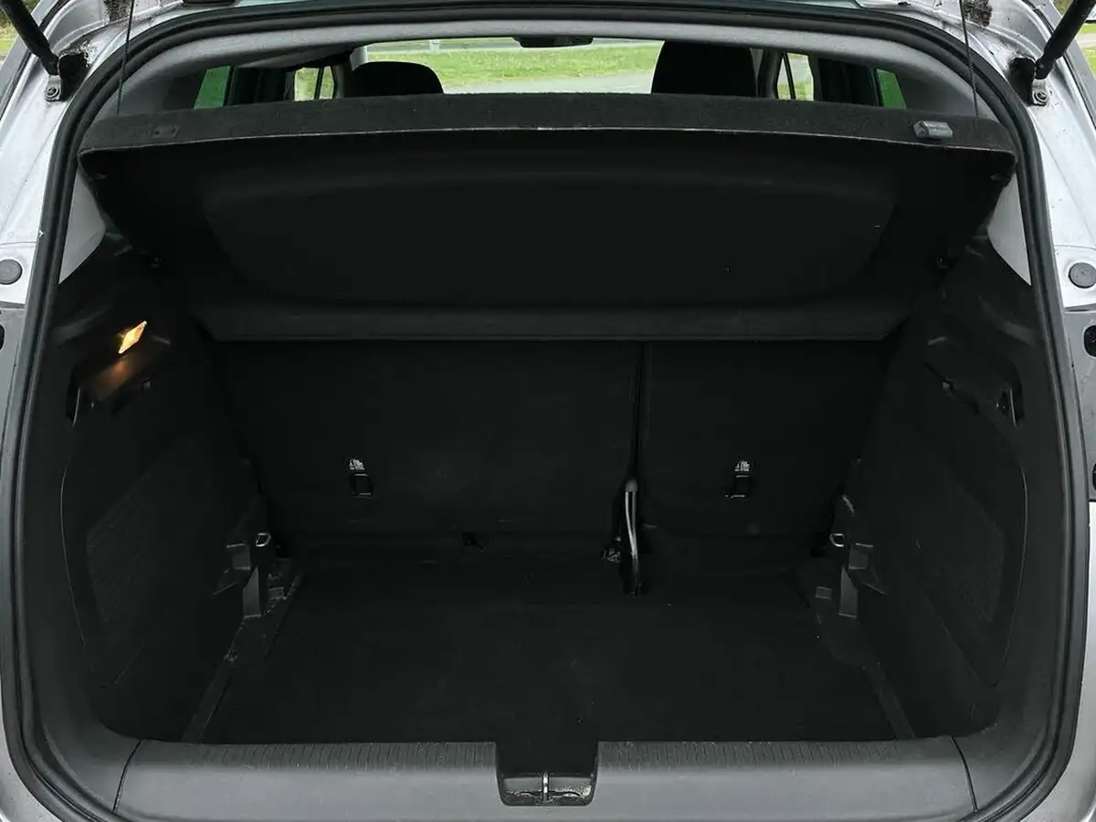 2020-vauxhall-crossland-x-12-griffin-110ps-big-9