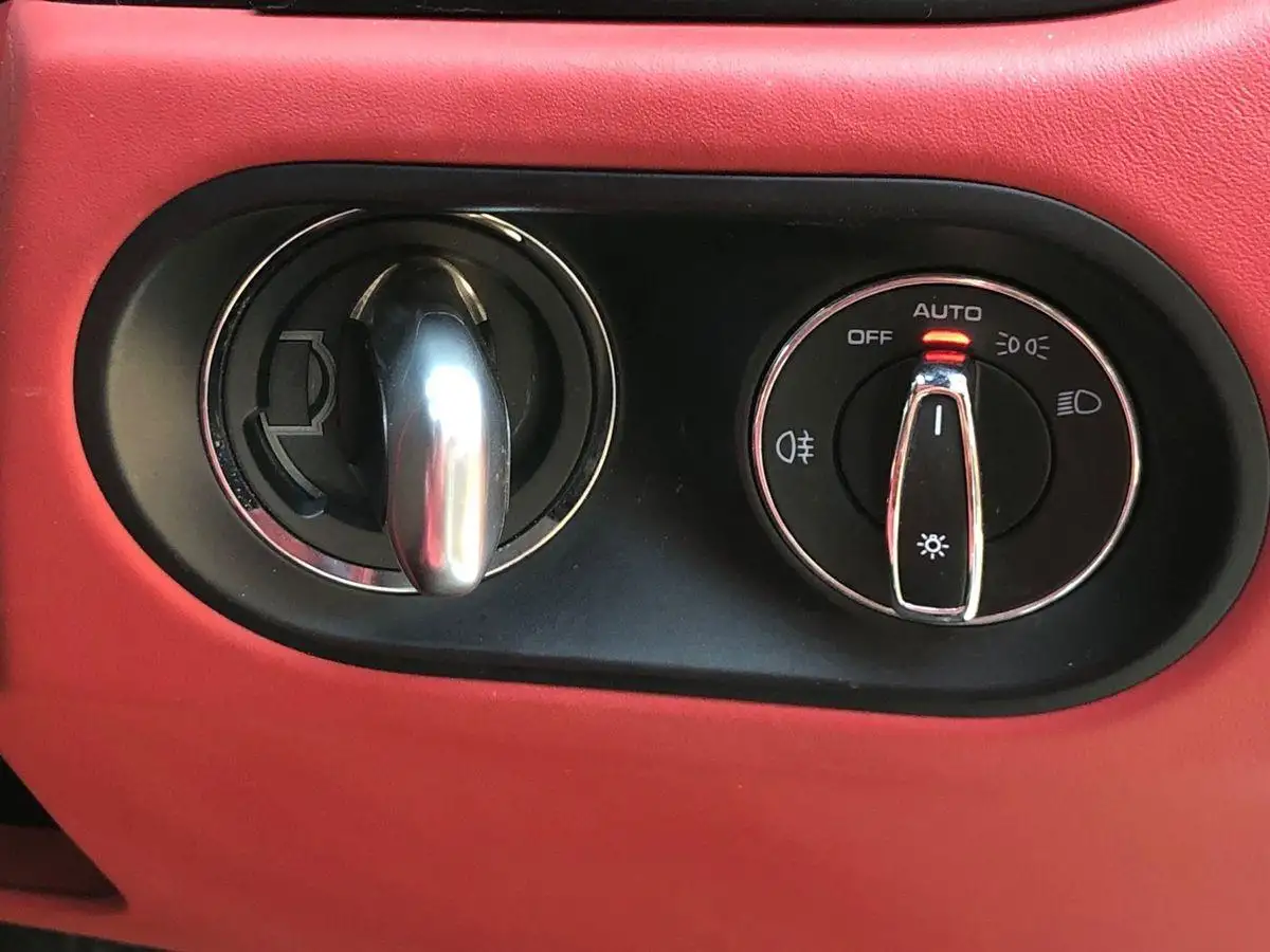 2019-porsche-macan-30-v6-s-big-32