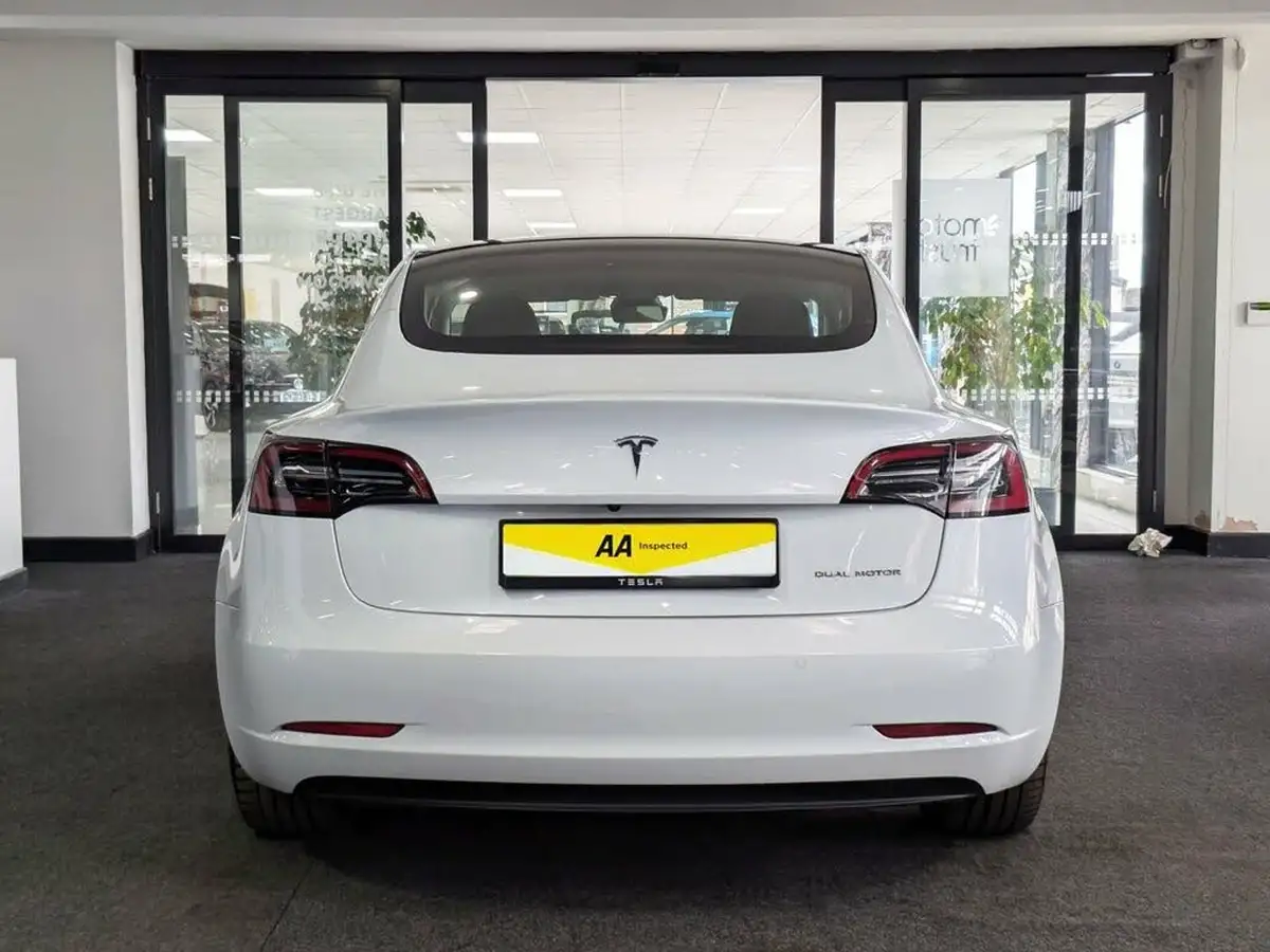 2021-tesla-model-3-e-standard-plus-big-7