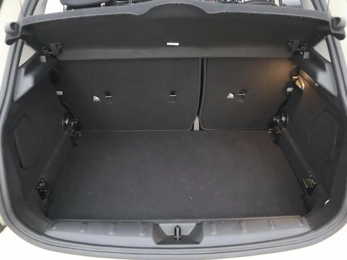 2019-mini-cooper-15-cooper-classic-hatchback-5d-auto-big-6
