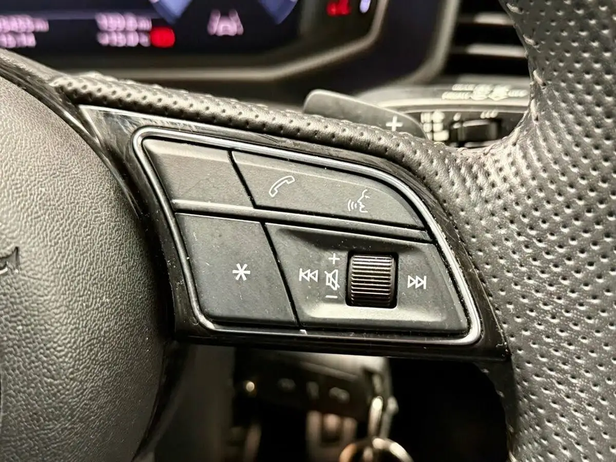 2019-audi-a1-20-40-tfsi-s-line-competition-big-14