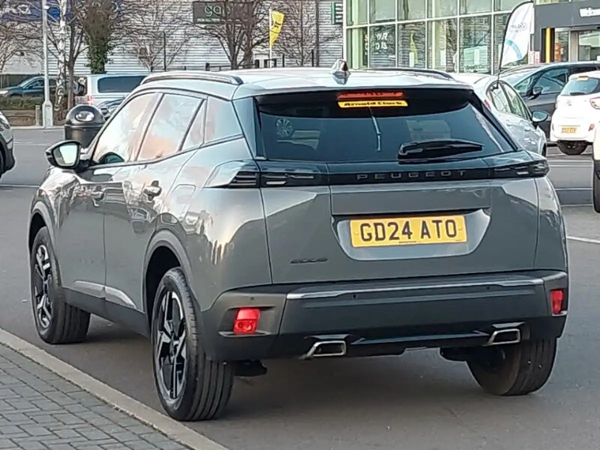 2024-peugeot-2008-suv-12-puretech-allure-130ps-eat8-big-1