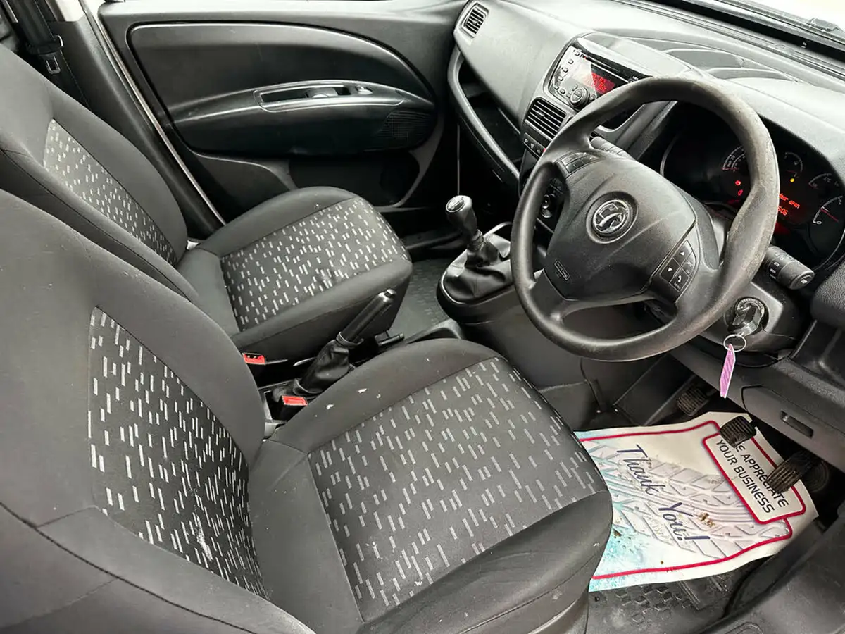 2015-vauxhall-combo-13td-2000-panel-big-13