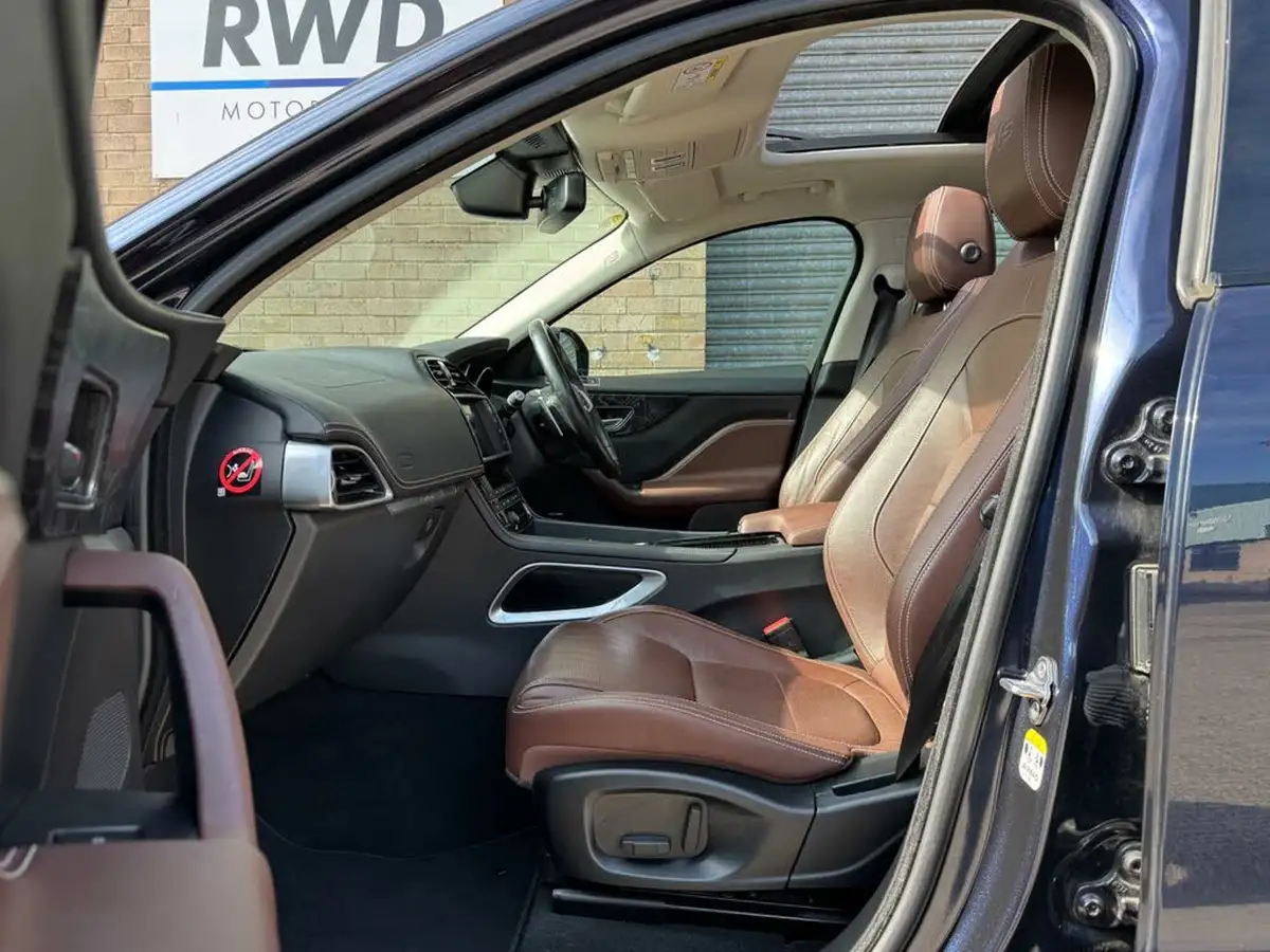2018-jaguar-f-pace-30-v6-sc-s-big-34