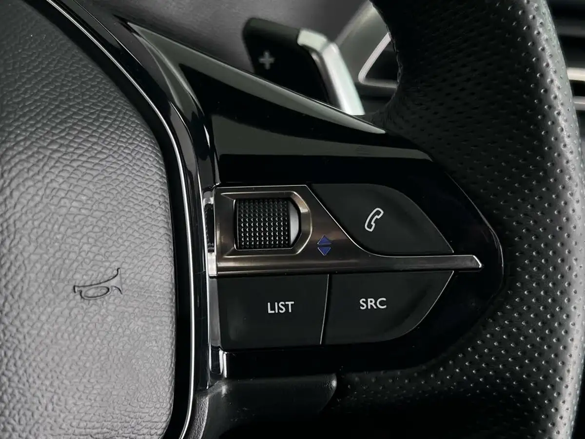 2019-peugeot-3008-suv-12-puretech-gt-line-eat8-big-19