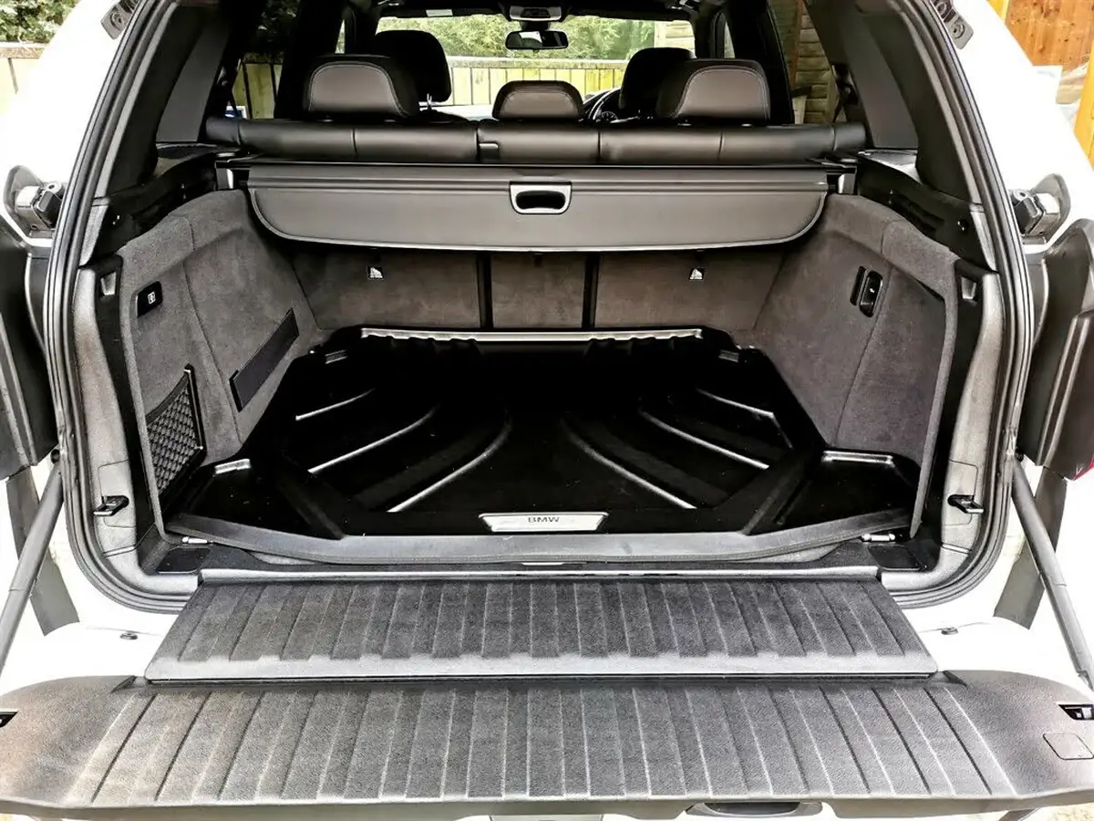 2018-bmw-x5-big-17
