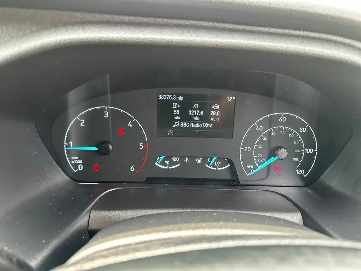 2023-ford-transit-20tdci-350-l4h3-trend-130pseu6d-rwd-panel-van-big-18