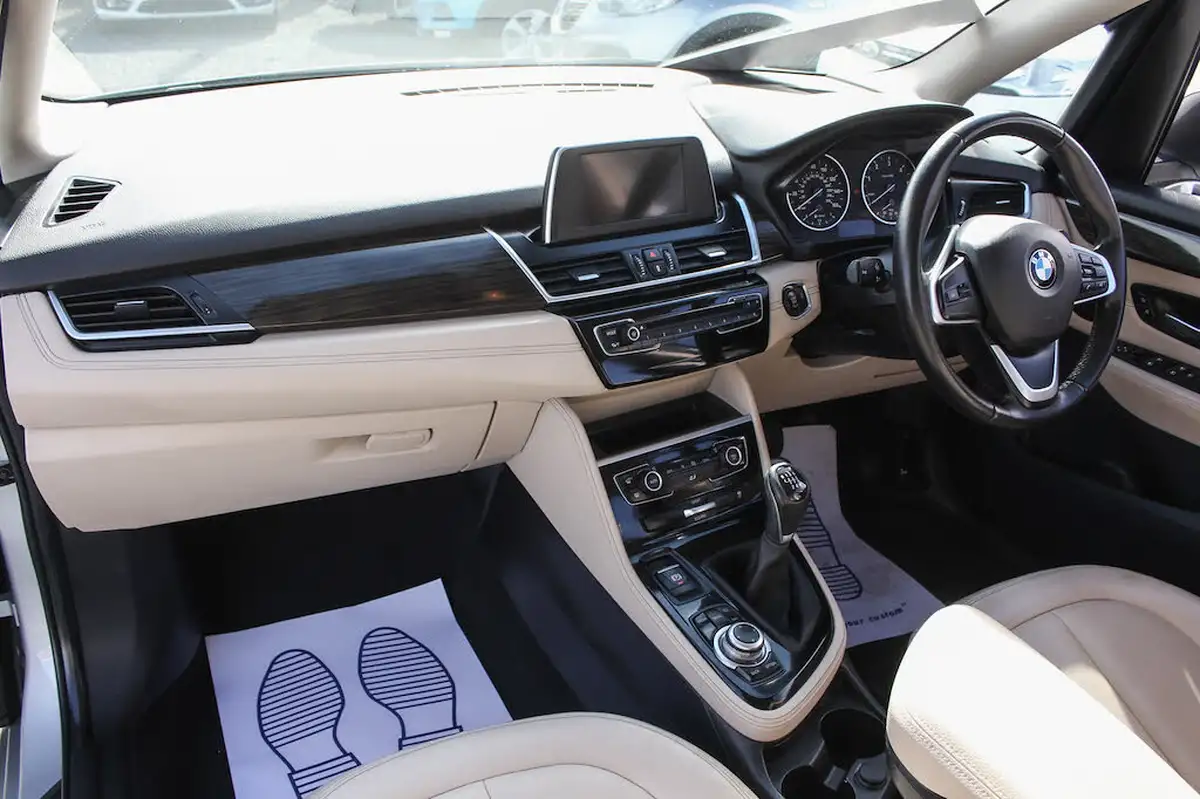 2015-bmw-2-series-15td-216d-luxury-active-big-19