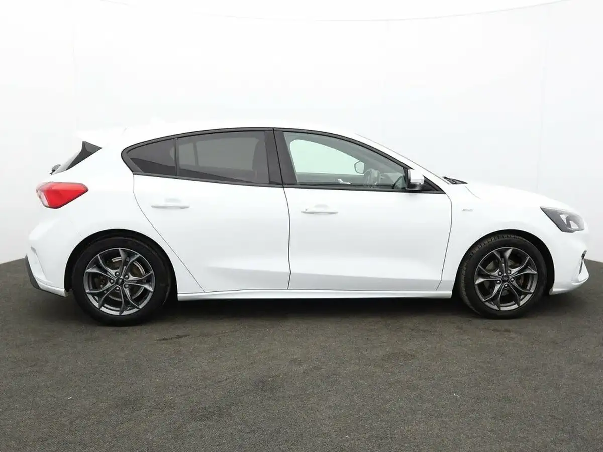 2020-ford-focus-15-st-line-edition-hatchback-big-7