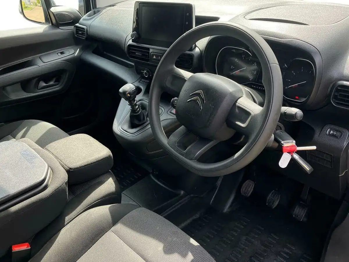 2022-citroen-berlingo-15bluehdi-1000-enterprise-pro-100pseu6d-big-7