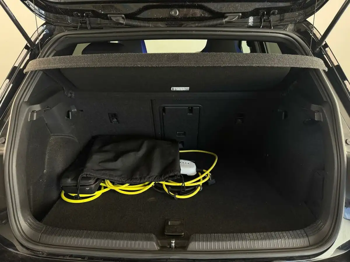 2021-volkswagen-golf-14-tsi-gte-big-30