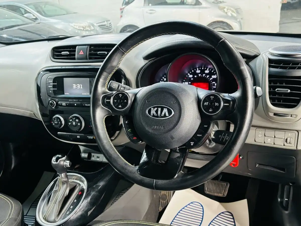 2014-kia-soul-16td-connect-auto-big-9