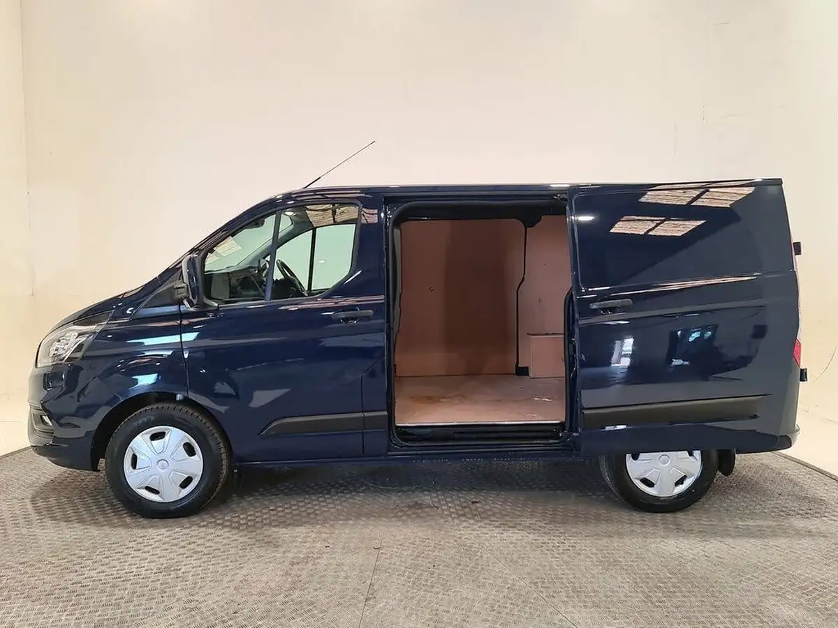 2020-ford-transit-custom-20tdci-320-l1h1-trend-105pseu6dt-panel-van-big-4