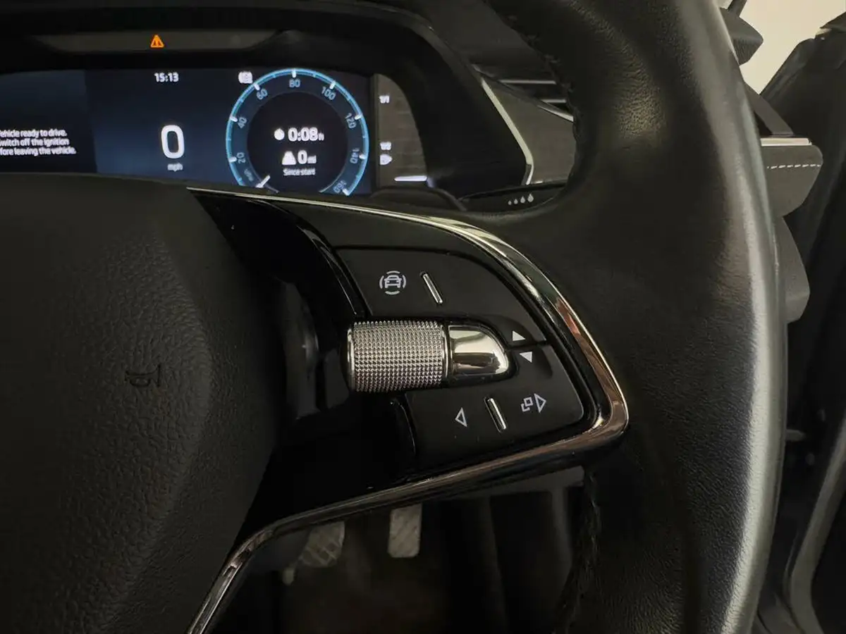 2022-skoda-octavia-14-tsi-se-l-hatchback-big-14
