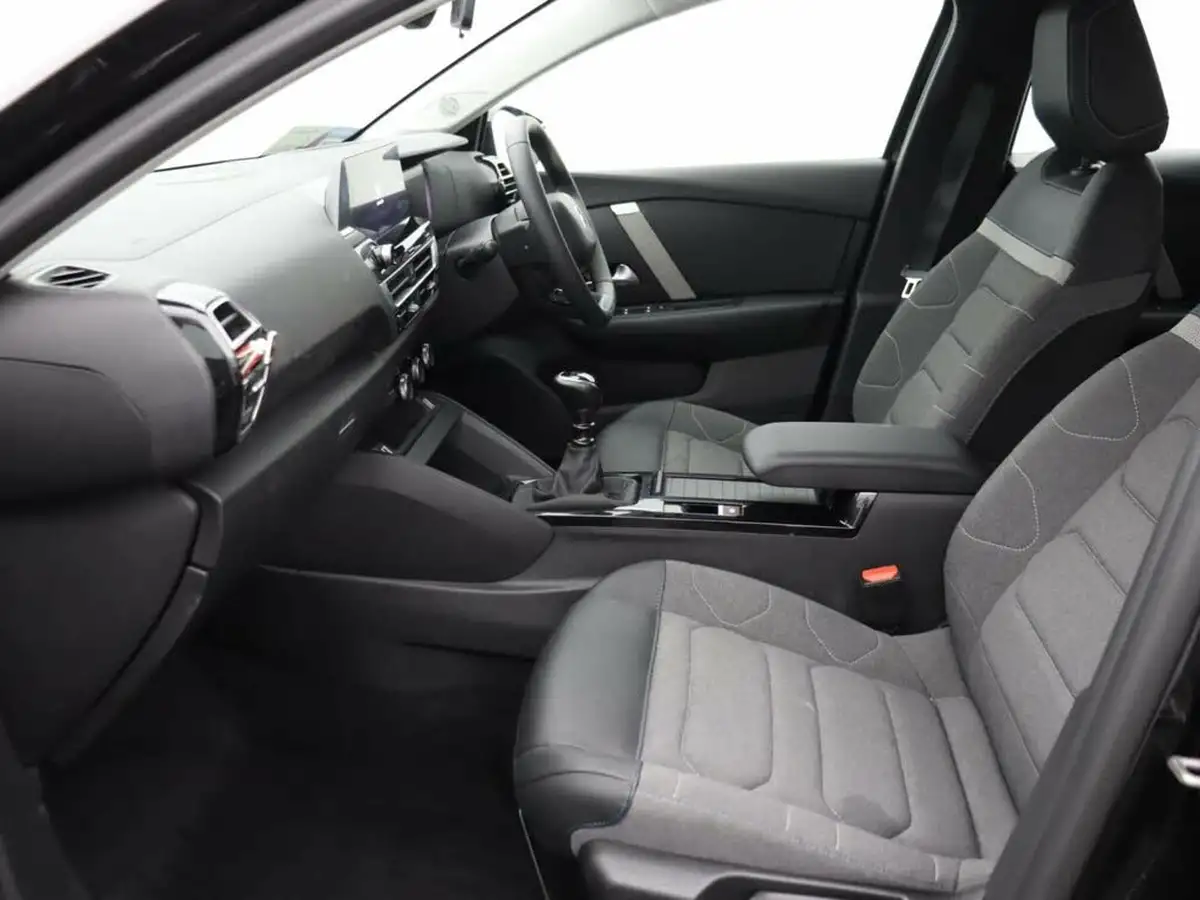 2024-citroen-c4-12-puretech-plus-130ps-ss-big-8