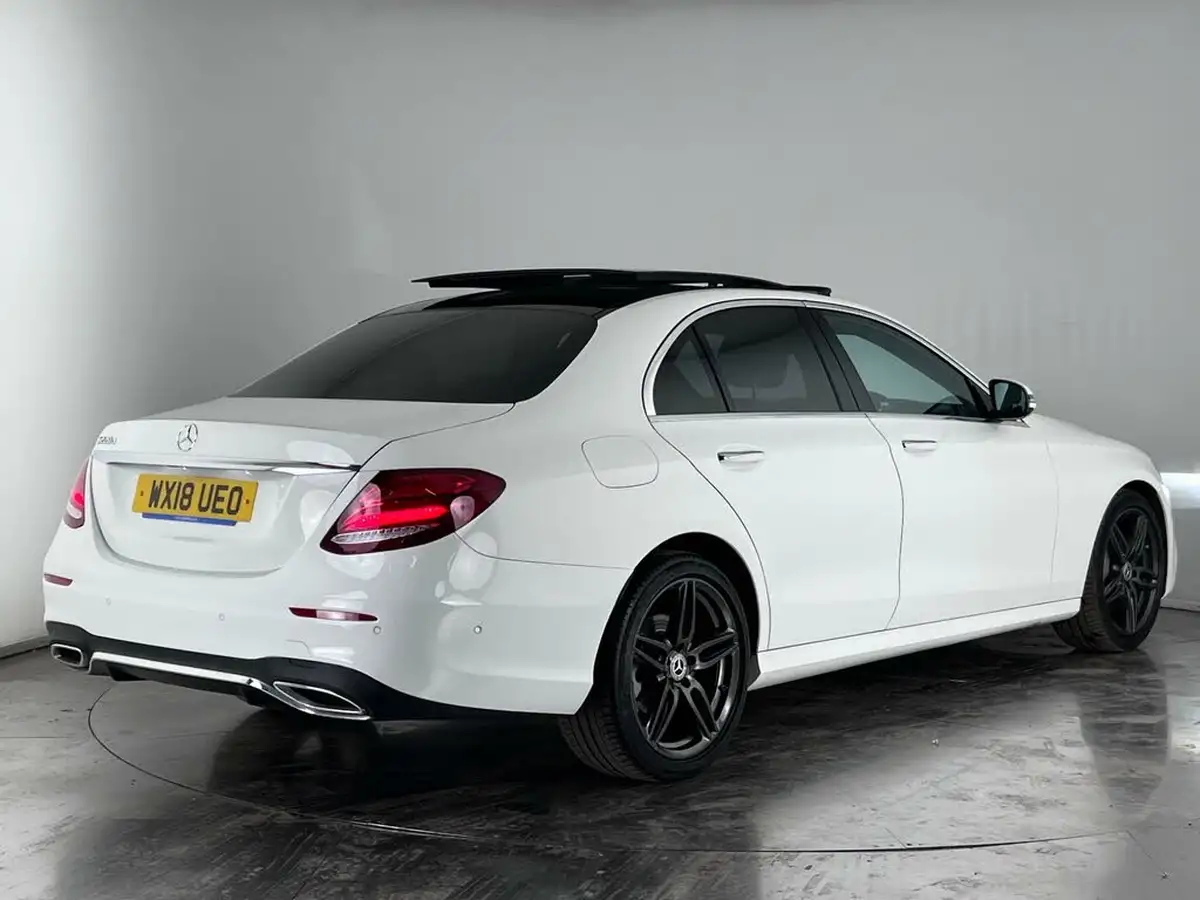 2018-mercedes-benz-e-class-20d-e220d-amg-line-premiumss-saloon-4d-big-2