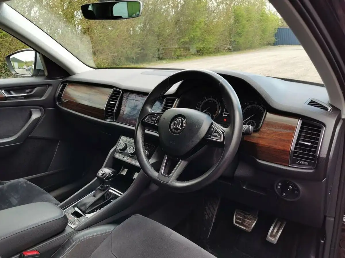 2017-skoda-kodiaq-20-tsi-scout-big-8